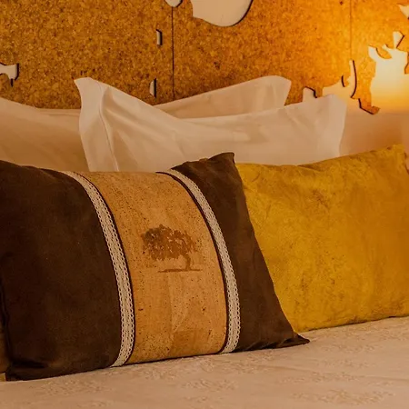 Carvalhal Redondo - *