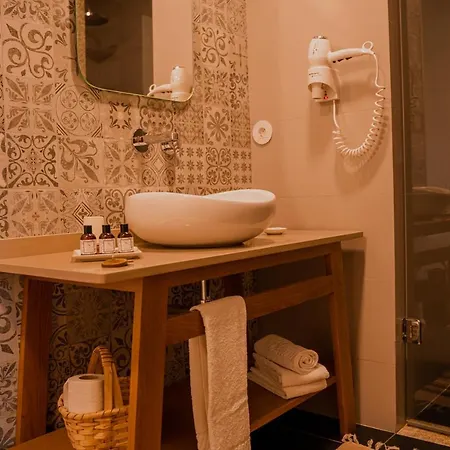 Carvalhal Redondo - * Castelo Novo