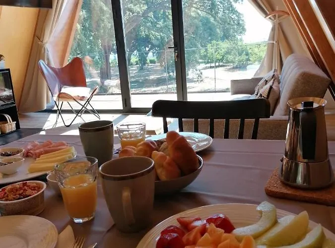 Carvalhal Redondo - *