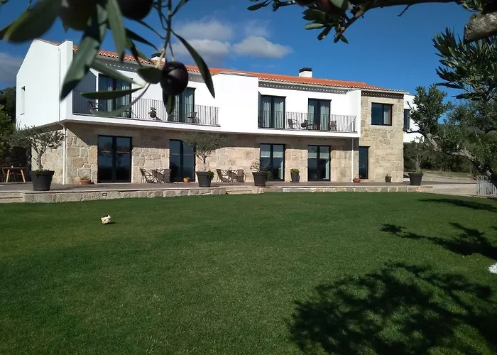 Carvalhal Redondo - * Castelo Novo